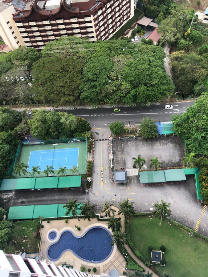Beach Resort Home Stay Sri Sayang Apartment Batu Ferringhi 2Bedroom المظهر الخارجي الصورة