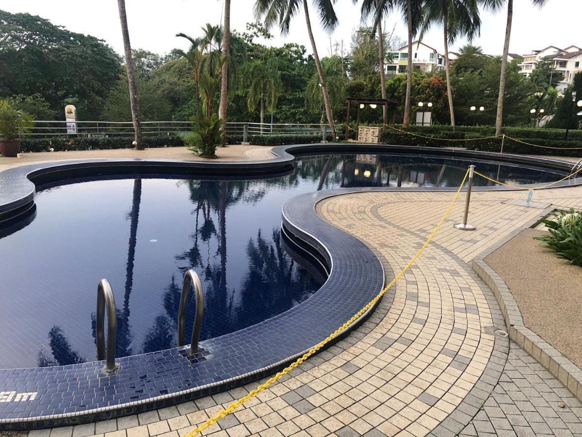 Beach Resort Home Stay Sri Sayang Apartment Batu Ferringhi 2Bedroom المظهر الخارجي الصورة
