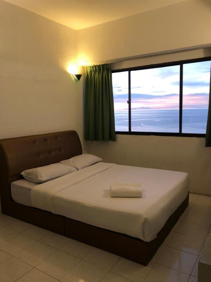 Beach Resort Home Stay Sri Sayang Apartment Batu Ferringhi 2Bedroom المظهر الخارجي الصورة