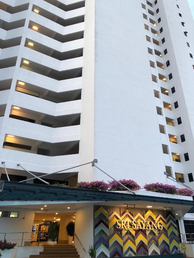 Beach Resort Home Stay Sri Sayang Apartment Batu Ferringhi 2Bedroom المظهر الخارجي الصورة